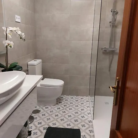 Playa Centro Piscina Noja