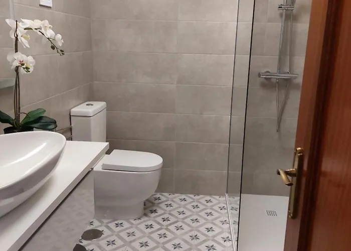 Playa Centro Piscina Noja